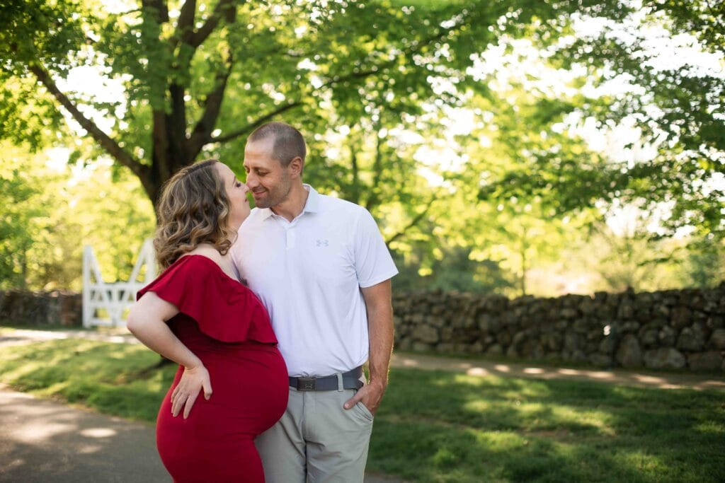 maternity photoshoot in Farmington CT