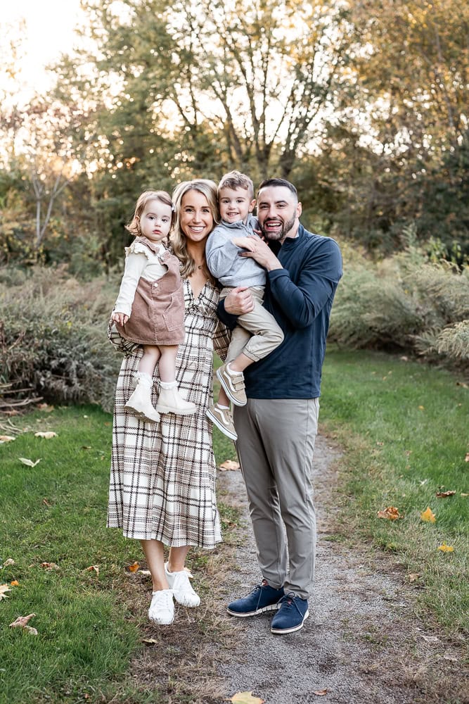 Fall mini sessions near me, fall mini sessions Farmington CT, mini sessions West Hartford ct, family photoshoot near me