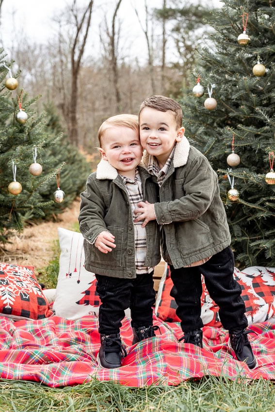 Christmas MINI Sessions in Farmington CT, mini sessions near me, holiday mini sessions, CT mini sessions