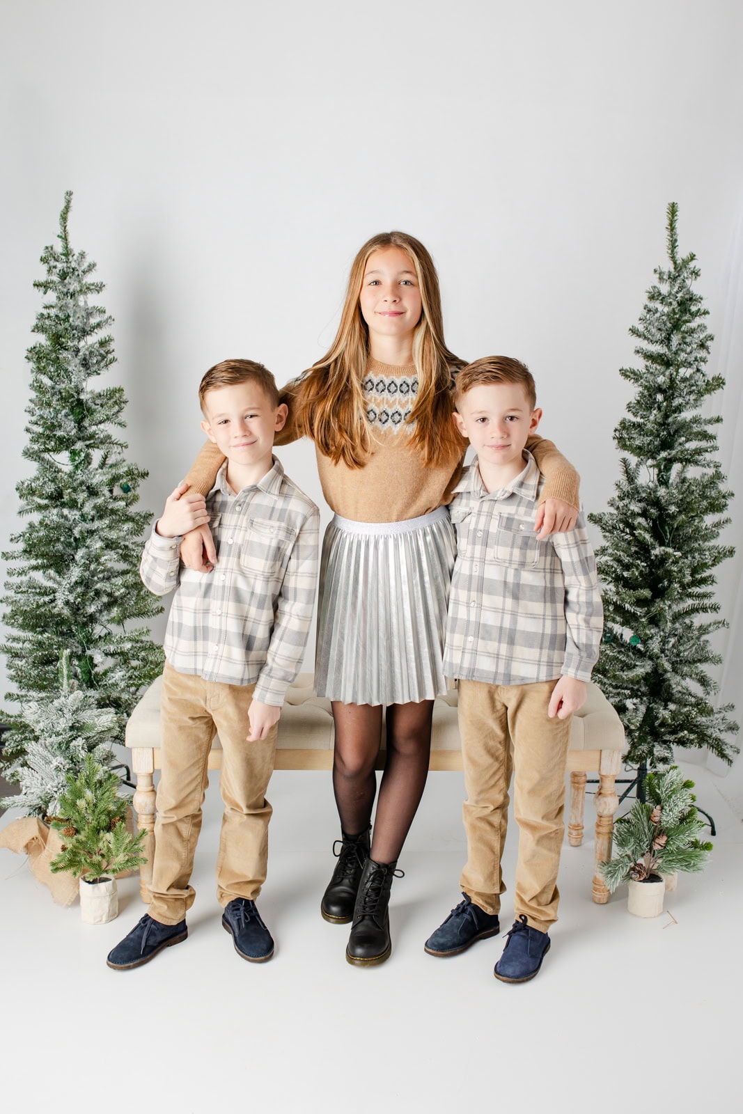 Christmas MINI Sessions in Farmington CT, mini sessions near me, holiday mini sessions, CT mini sessions, studio Christmas mini session,