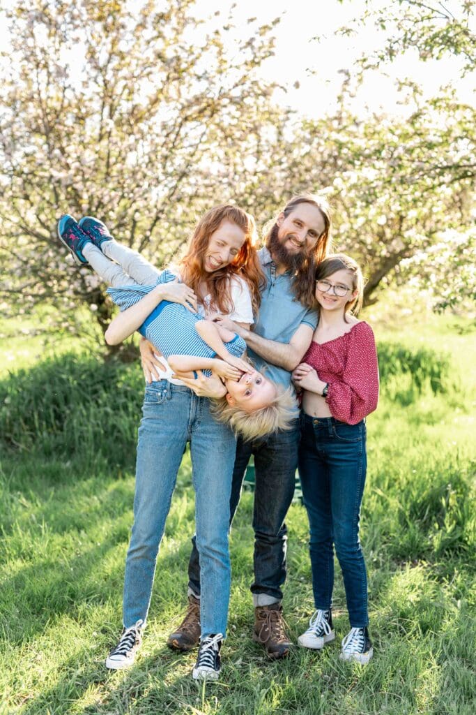 fun family spring mini session in apple orchard AVON CT