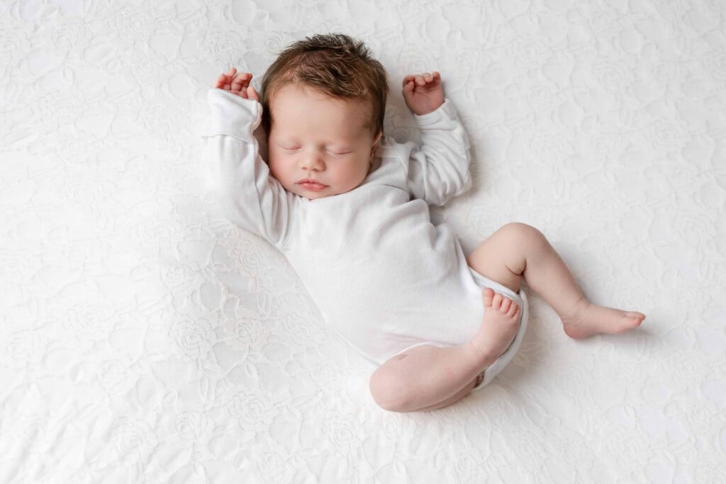 simple white newborn photoshoot in Farmington CT