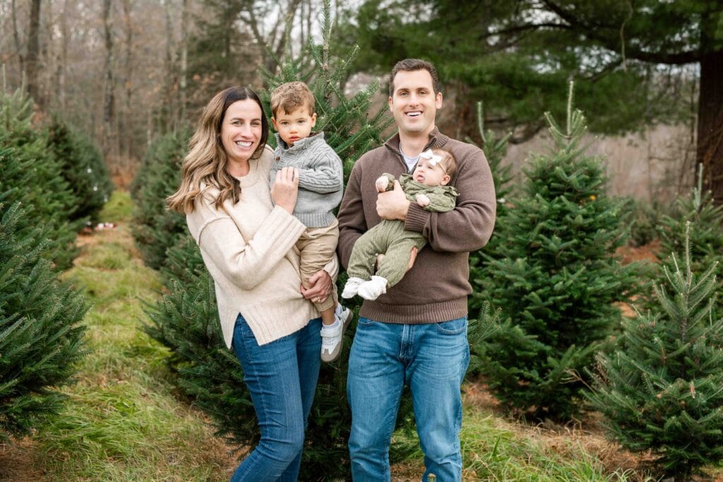 farm christmas mini sessions Connecticut