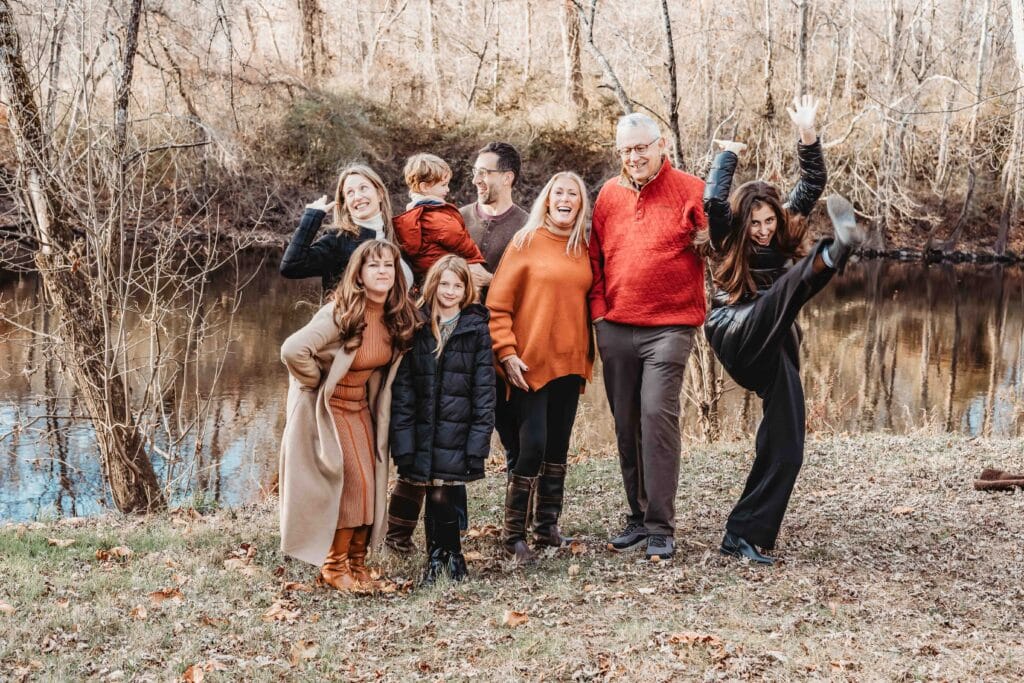 Extended Family photoshoot Litchfield CT, Thanksgiving photoshoot for the whole family, multigenerational photoshoot in Farmington CT, what to wear for a Thanksgiving photoshoot